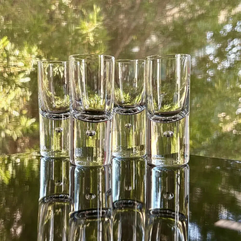 Kosta Boda Pippi Shot Glasses Set of 4 Clear Control Bubble Sweden